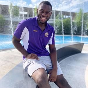 Meet your Posher, Ewan